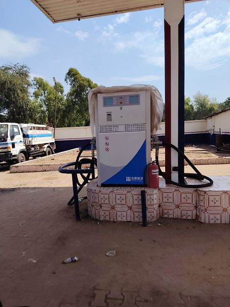 China Fuel Dispenser Installation 8001 China Fuel Dispenser Installation 8001